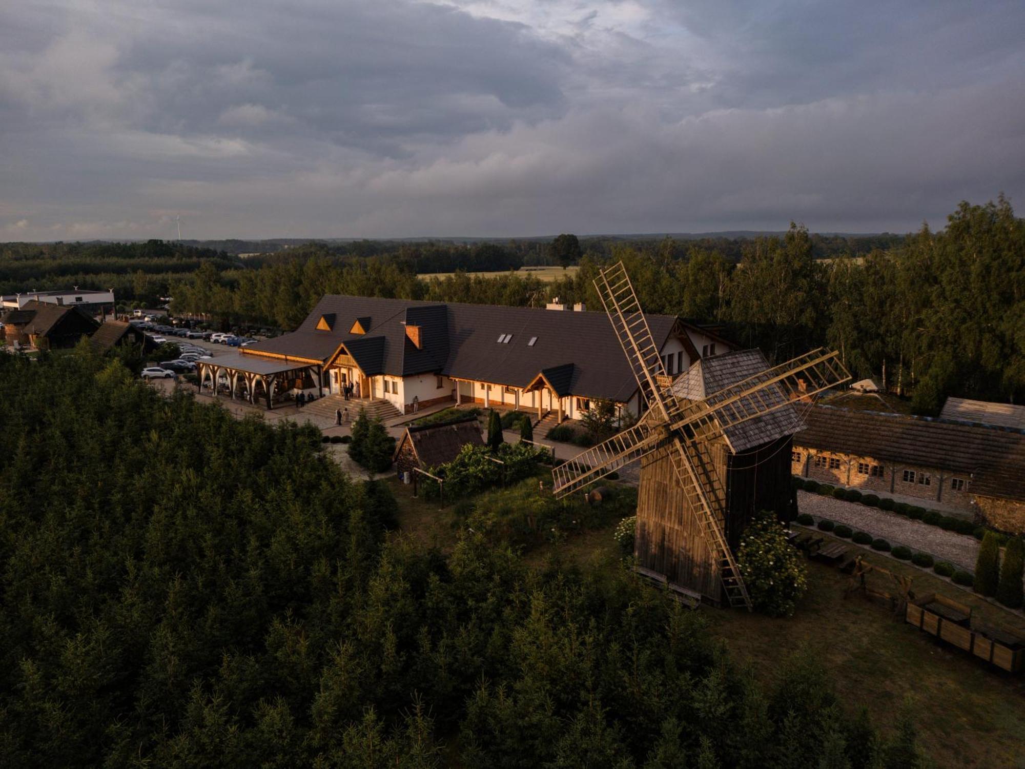 Stare Miasto  Skansen Bicz Resort מראה חיצוני תמונה